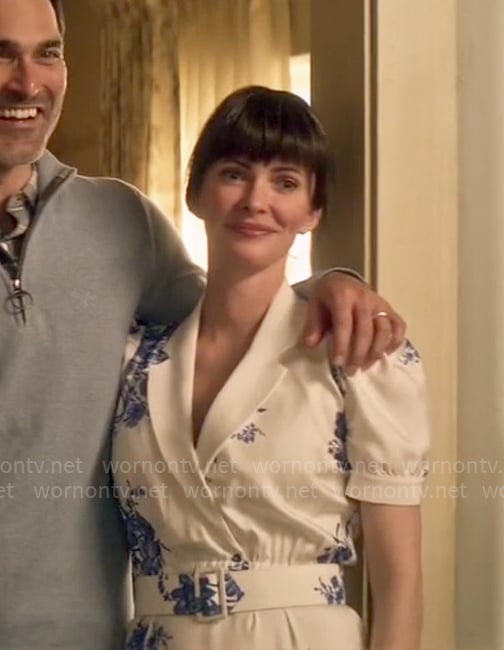 Lois’s white and blue floral belted dress on Superman and Lois