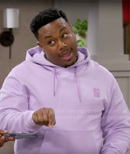 Marty's purple hoodie on The Neighborhood