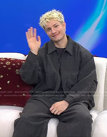 Matt Rife’s dark grey bomber jacket and pants on Today