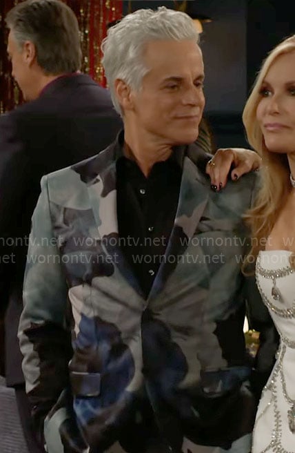 Michael's blue floral jacket on The Young and the Restless