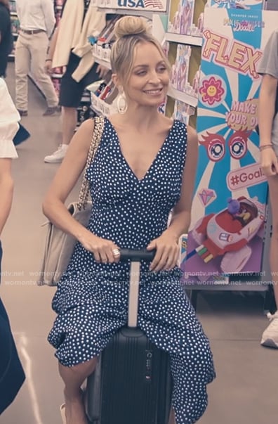 Nicole’s blue polka dot print dress on Paris and Nicole The Encore