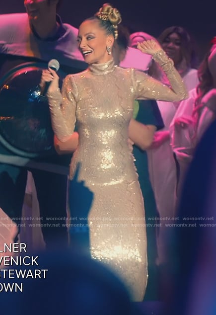 Nicole's gold sequin gown on Paris and Nicole The Encore