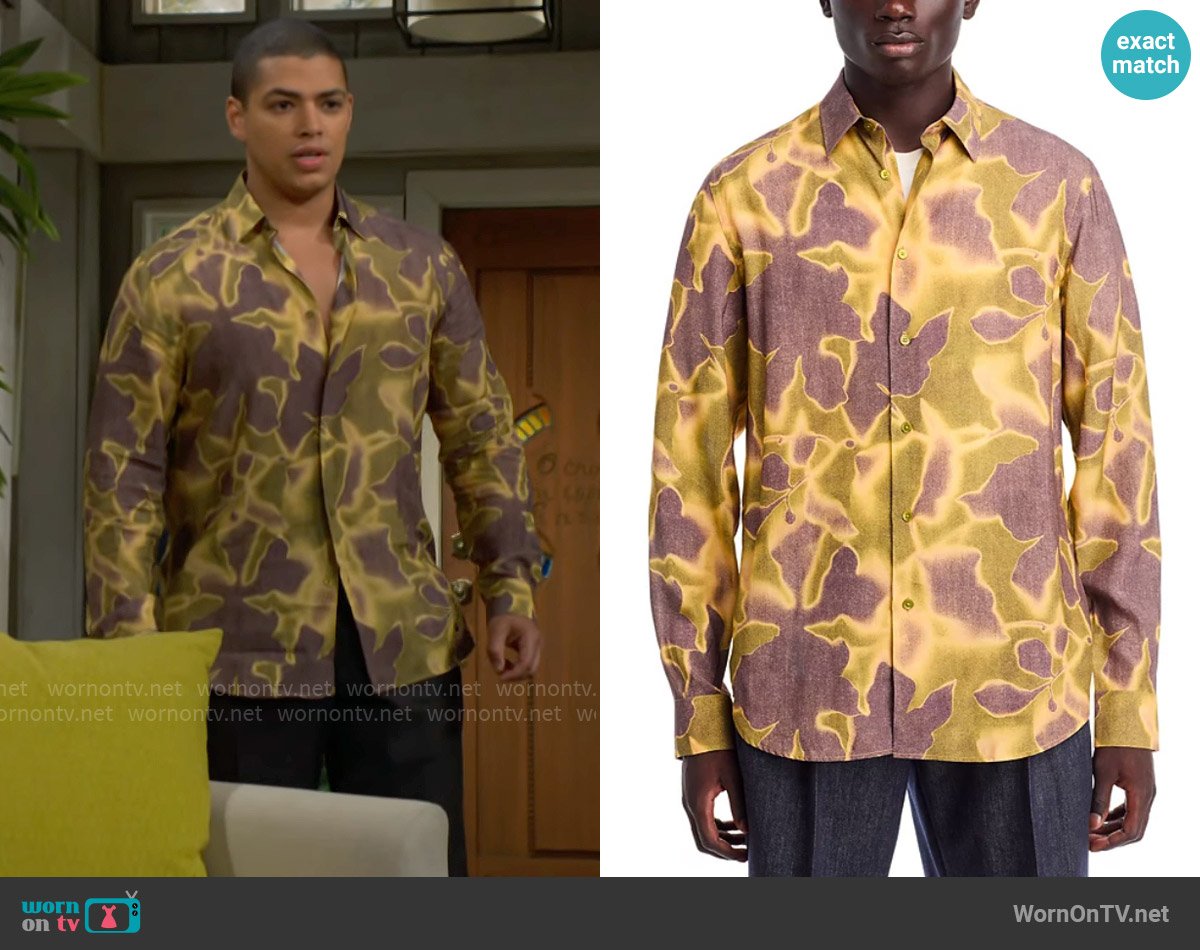 Zende’s yellow abstract print shirt on The Bold and the Beautiful