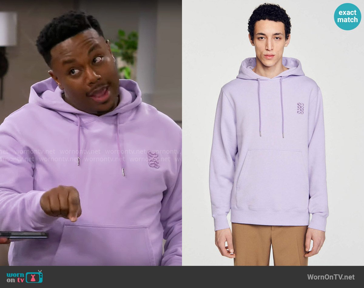 Sandro Pullover Hoodie worn by Marty (Marcel Spears) on The Neighborhood