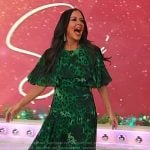 Sara Evans’ green leopard print ruffle dress on Sherri