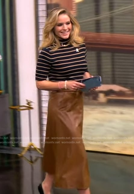 Sara’s striped turtleneck sweater and leather skirt on The View