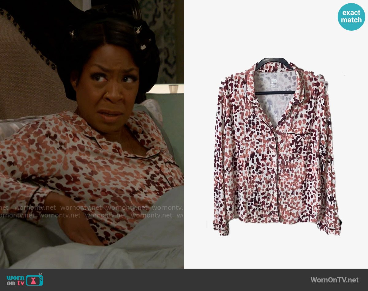 Stars Above at Target Printed Sleep Shirt worn by Tina Butler (Tichina Arnold) on The Neighborhood