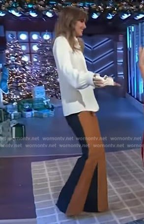 Suki Waterhouse’s colorblock mixed media pants on The Kelly Clarkson Show