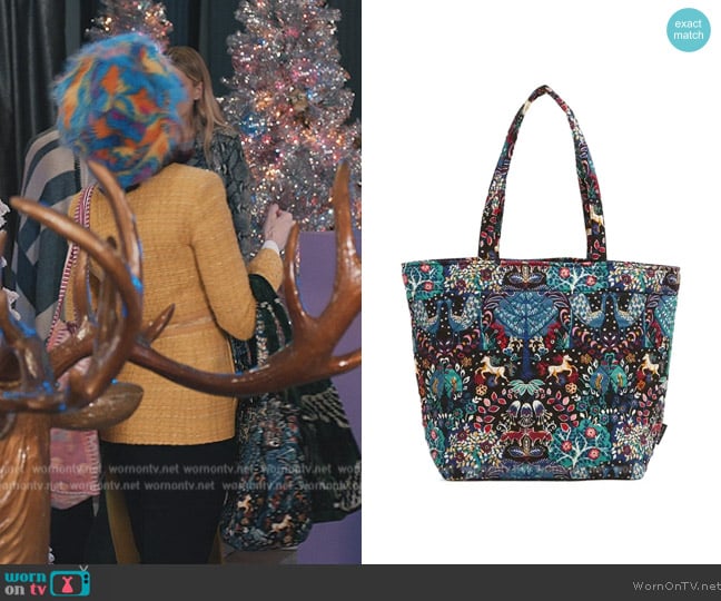 Vera Bradley Grande Tote in Enchantment worn by Elsbeth Tascioni (Carrie Preston) on Elsbeth