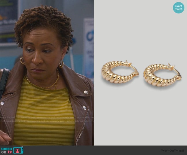 Abcrete and Co at Madewell The Twisted Croissant Earrings worn by Lucretia Turner (Wanda Sykes) on The Upshaws