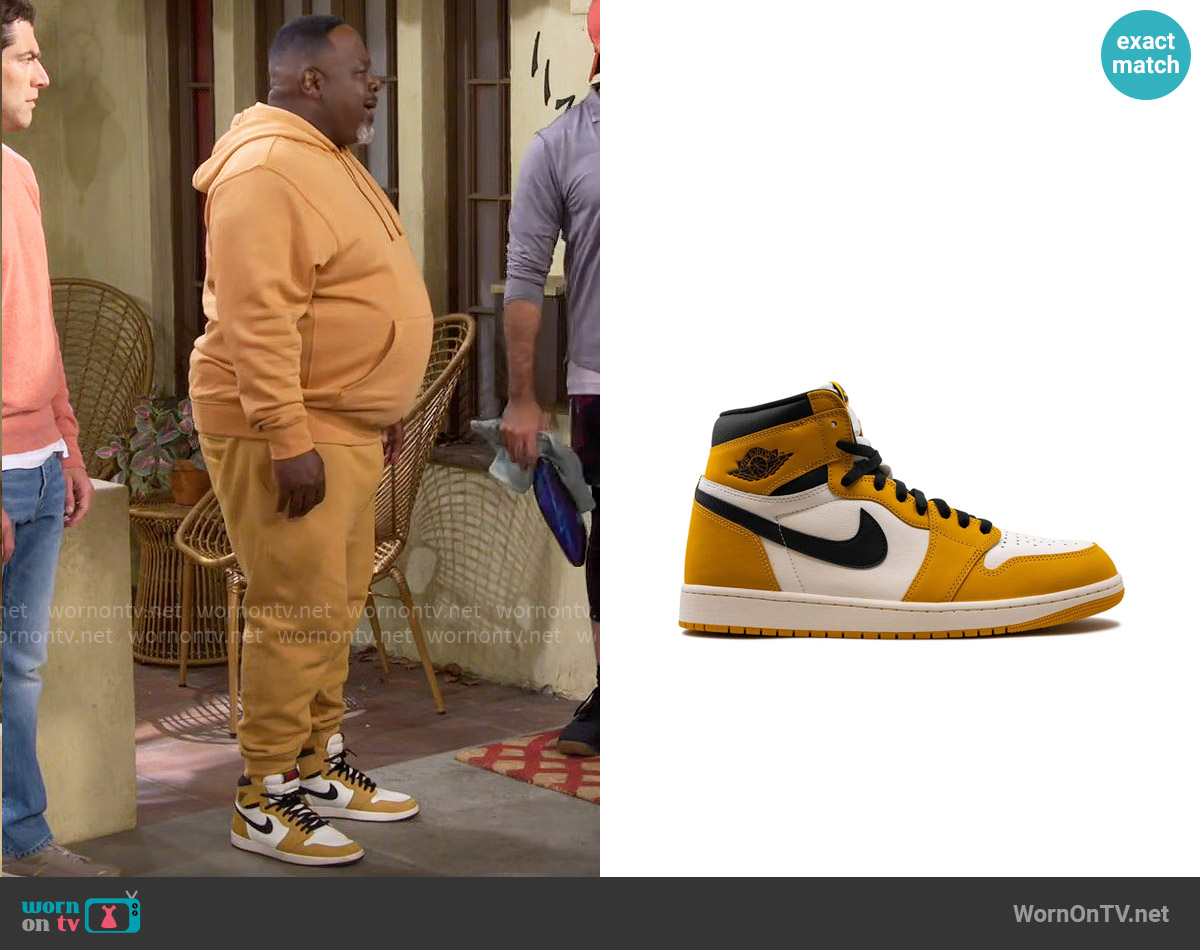 Jordan Air Jordan 1 Retro High OG in Yellow Ochre worn by Calvin (Cedric The Entertainer) on The Neighborhood