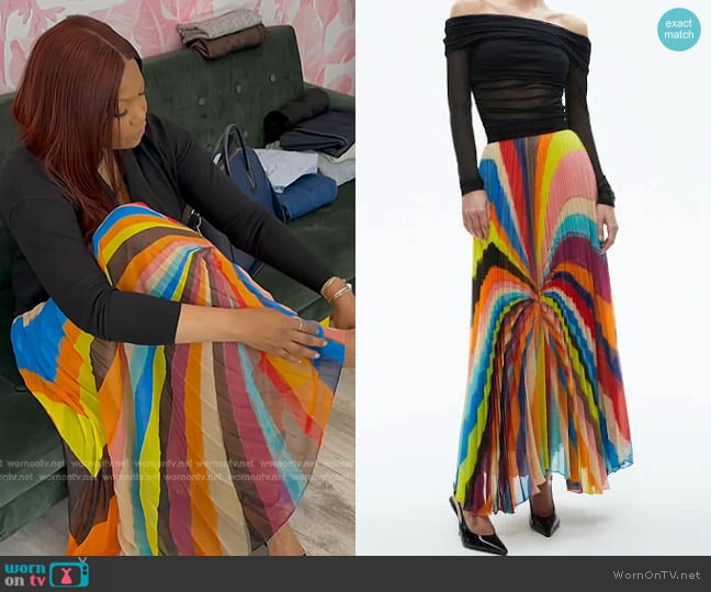 Alice + Olivia Pomelo Stripe Katz Pleated Maxi Skirt worn by Garcelle Beauvais on The Real Housewives of Beverly Hills