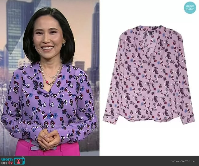 Halogen V-Neck Top in Purple Darota Floral worn by Vicky Nguyen on Today