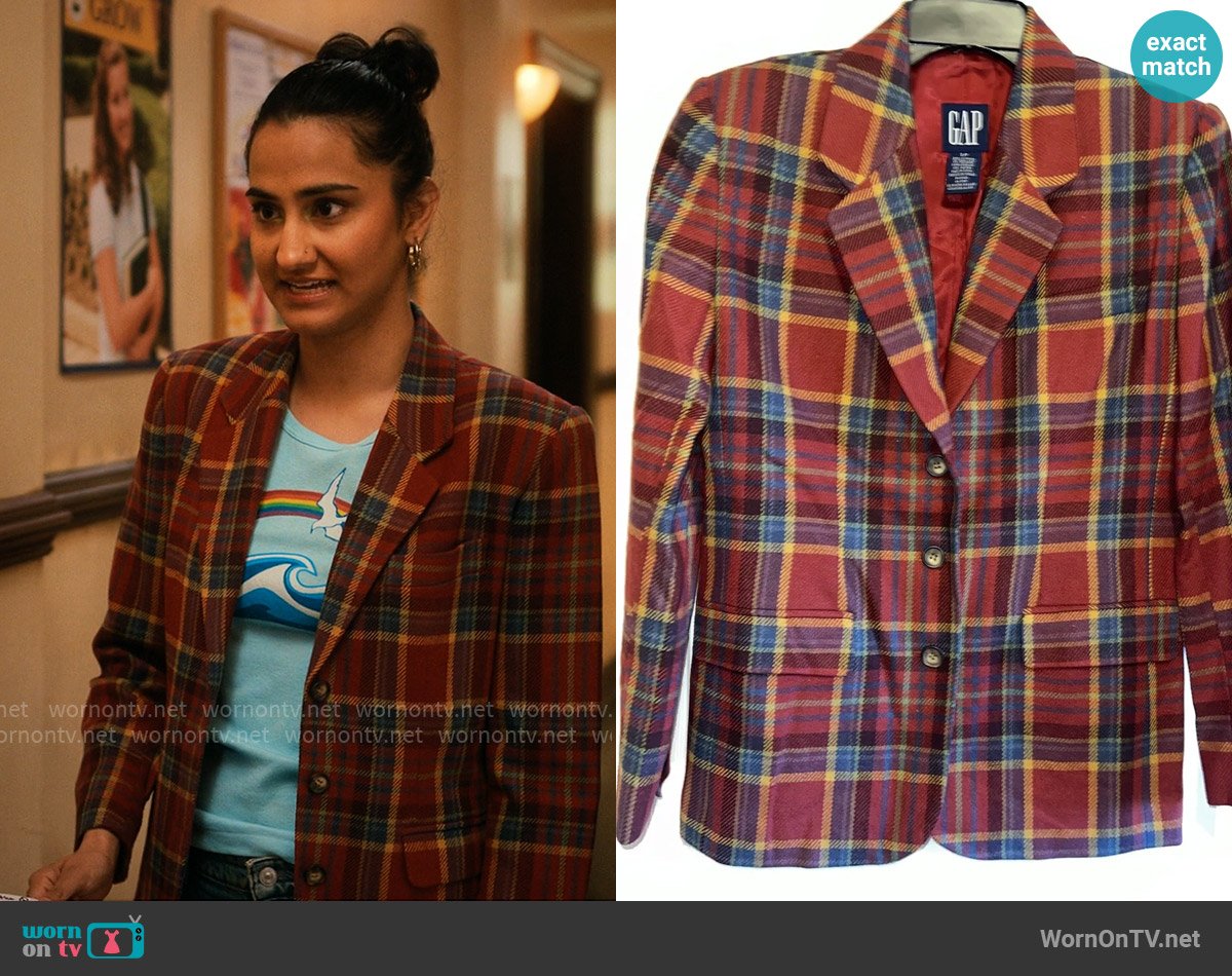 GAP Vintage Plaid Wool Blazer worn by Bela Malhotra (Amrit Kaur) on The Sex Lives of College Girls