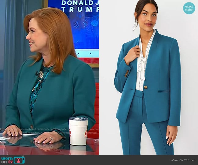 Ann Taylor The Cutaway Blazer in Double Knit worn by Kelly O’Donnell on Today