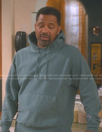 Bennie's teal green hoodie on The Upshaws