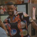 Bernard’s black printed shirt on The Upshaws