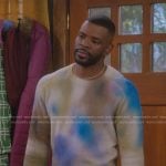 Bernard’s tie dye print sweater on The Upshaws