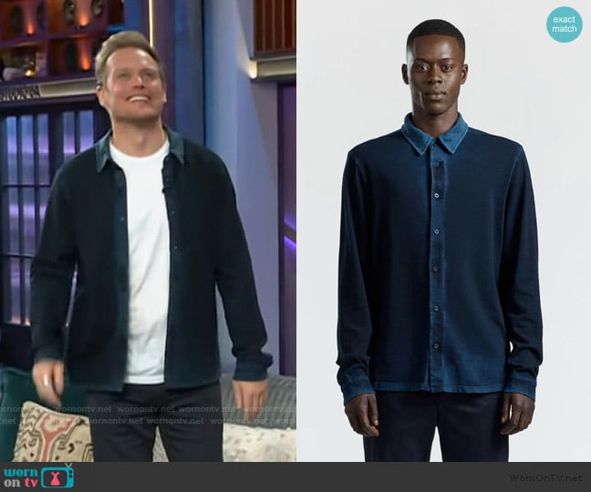 Cotton Citizen Pressley Button Down Shirt worn by Sam Heughan on The Kelly Clarkson Show