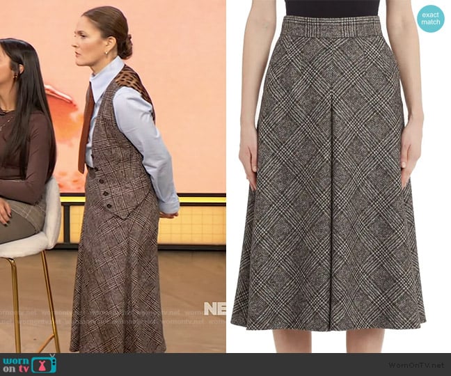 Dolce and Gabbana Inverted Pleat Plaid Wool Blend A-Line Skirt worn by Drew Barrymore on The Drew Barrymore Show