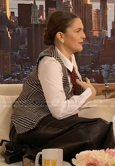 Drew's gray plaid vest on The Drew Barrymore Show