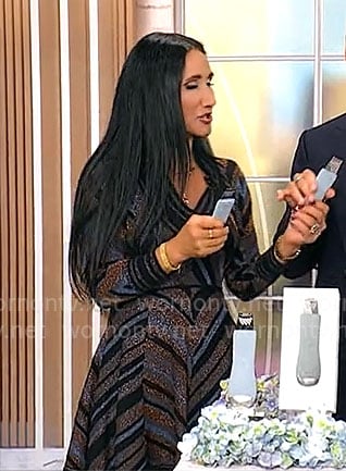 Elizabeth Werner's chevron v-neck knit dress on CBS Mornings