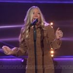 Ellie Holcomb’s brown suede shirtdress on The Kelly Clarkson Show