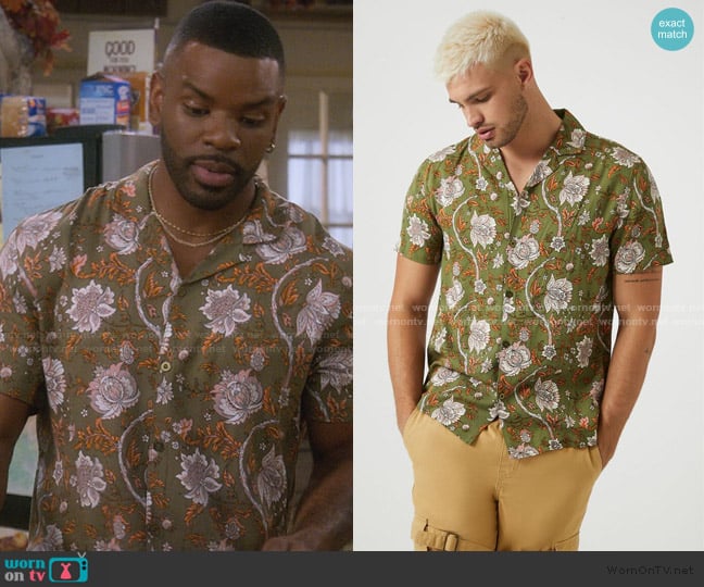 Forever 21 Ornate Floral Print Shirt worn by Bernard (Jermelle Simon) on The Upshaws