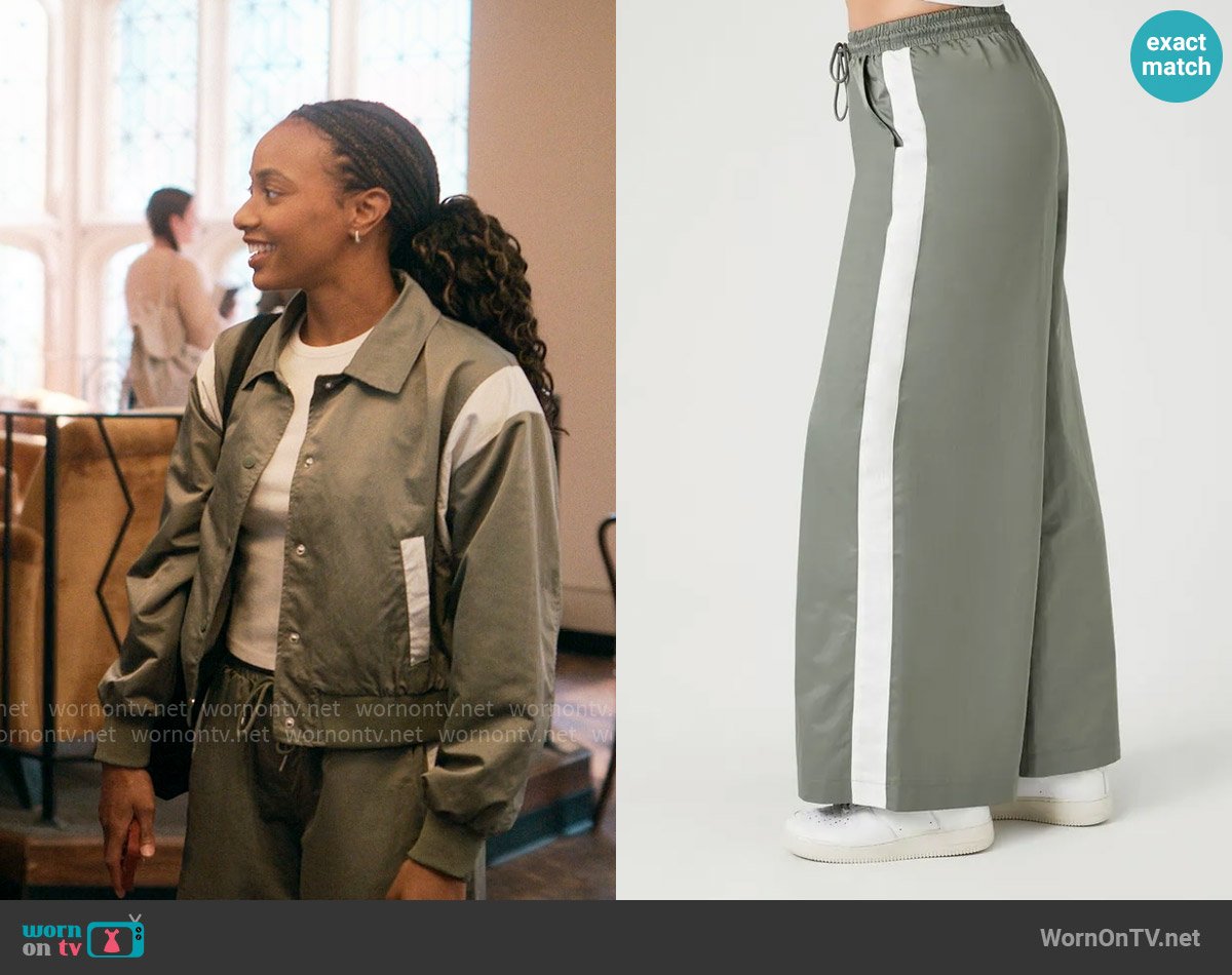 Forever 21 Side-Striped Wide-Leg Pants in Tea/White worn by Whitney Chase (Alyah Chanelle Scott) on The Sex Lives of College Girls