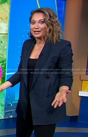 Ginger's navy double breasted blazer on Good Morning America