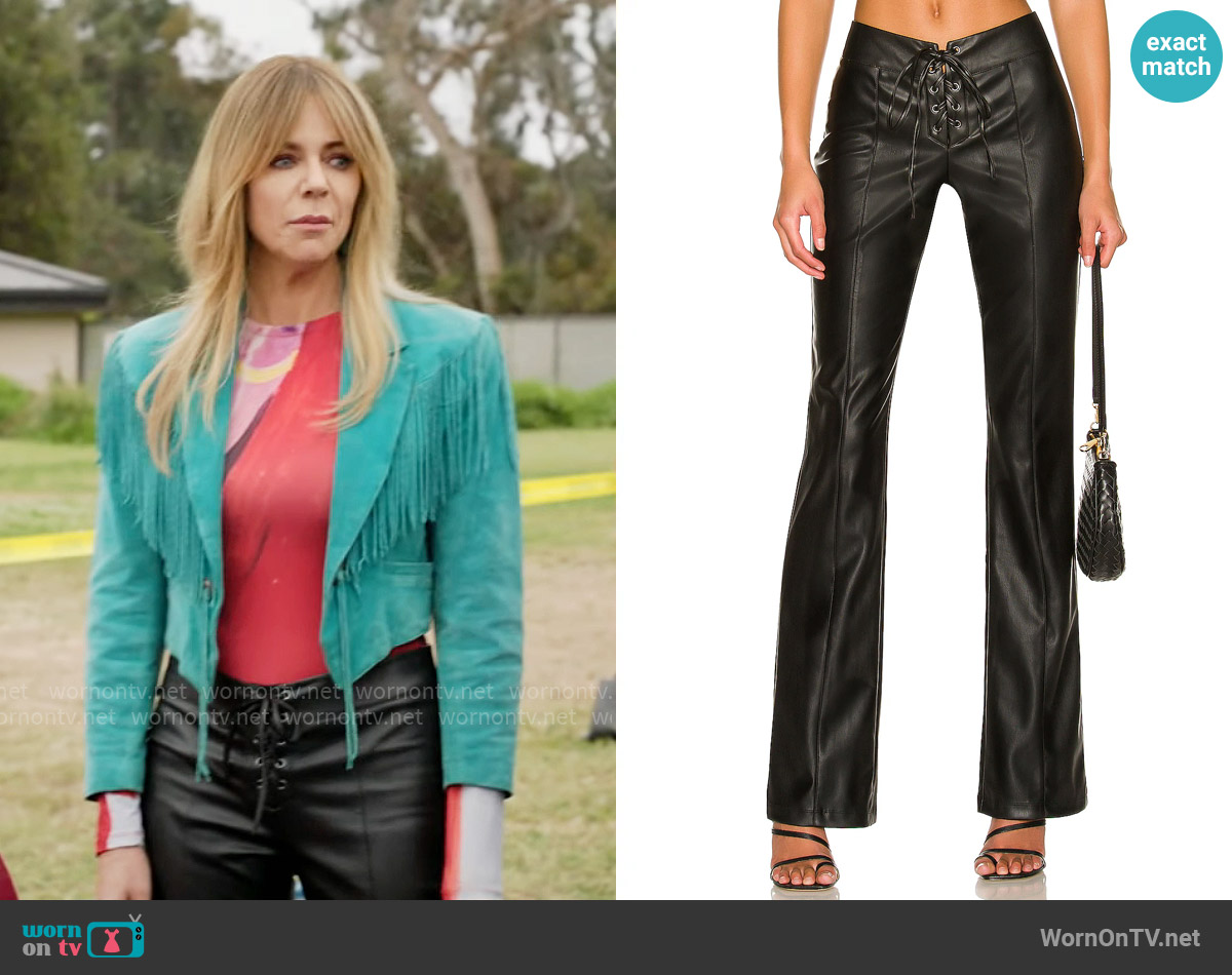 h:ours Annalise Pant worn by Morgan Gillory (Kaitlin Olson) on High Potential