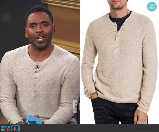 John Varvatos Alhandra Henley worn by Justin Sylvester on E! News