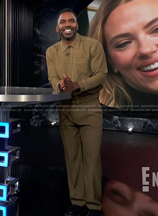 Justin's khaki jacket and pants on E! News