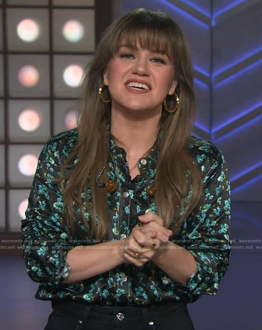 Kelly's floral print shirt on The Kelly Clarkson Show