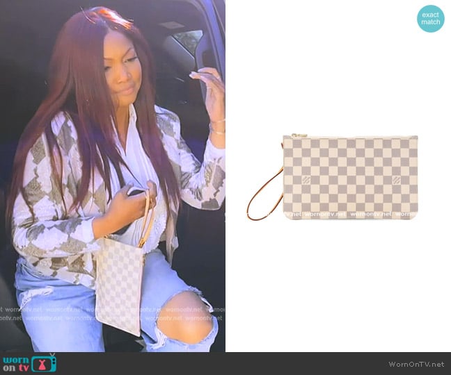 Louis Vuitton Damier Azur Neverfull Pochette Pouch worn by Garcelle Beauvais on The Real Housewives of Beverly Hills