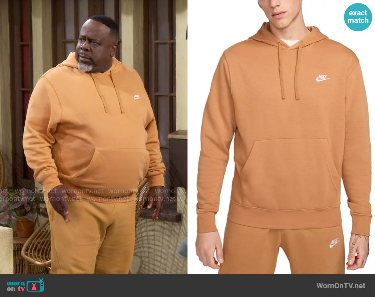 Nike Sportswear Club Fleece Pullover Hoodie in Flax / Flax / White worn by Calvin (Cedric The Entertainer) on The Neighborhood