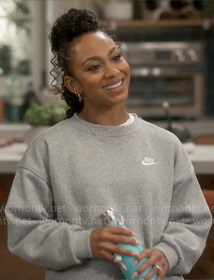 Nina's grey Nike sweatshirt on Poppas House