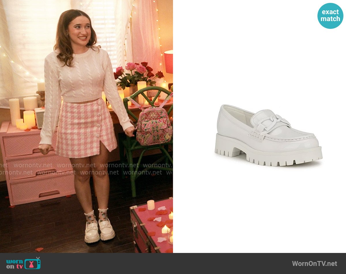 Nine West Gables Lug Loafer worn by Kacey (Gracie Lawrence) on The Sex Lives of College Girls