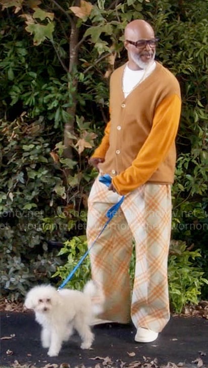 Poppa's orange colorblock cardigan and plaid pants on Poppas House