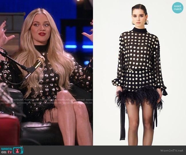 Kelsea’s black studded skirt on The Voice