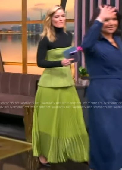 Sara's green pleated peplum dress on The View