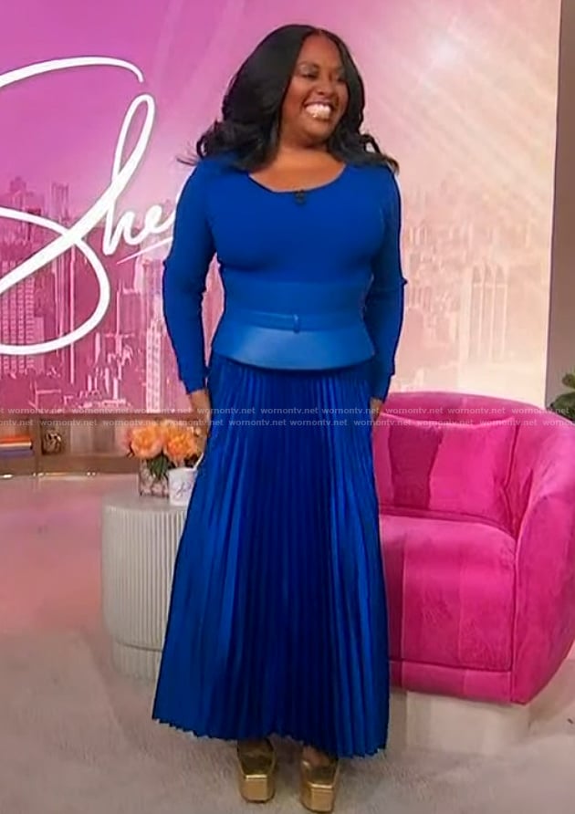 Sherri’s blue pleated dress on Sherri