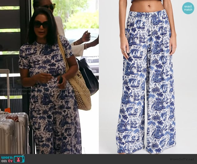 Jessel’s blue tropical print pants on RHONY