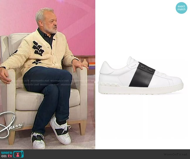 Graham’s white colorblock sneakers on Sherri