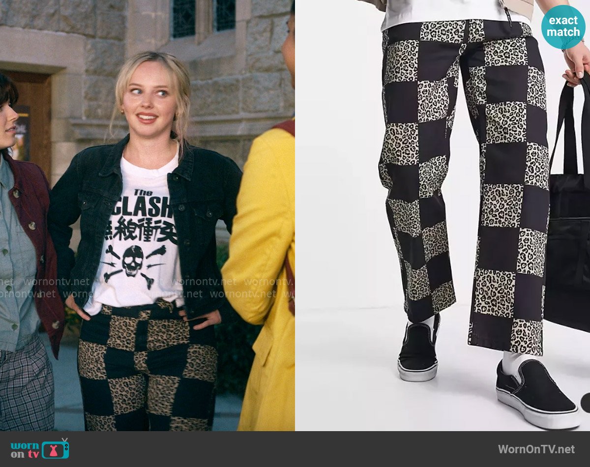 Vintage Supply  Leopard Checkerboard Jeans worn by Taylor (Mia Rodgers) on The Sex Lives of College Girls