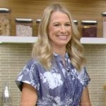 Wendy Bazilian’s blue floral print shirtdress on Live with Kelly and Mark