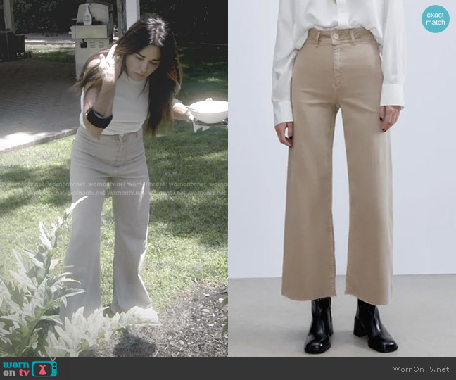 Zara Marine Straight High Waist Jeans in Stone worn by Kyle Richards on The Real Housewives of Beverly Hills