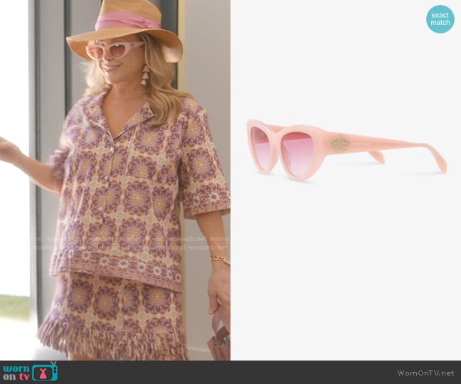 Kathy’s pink sunglasses on RHOBH