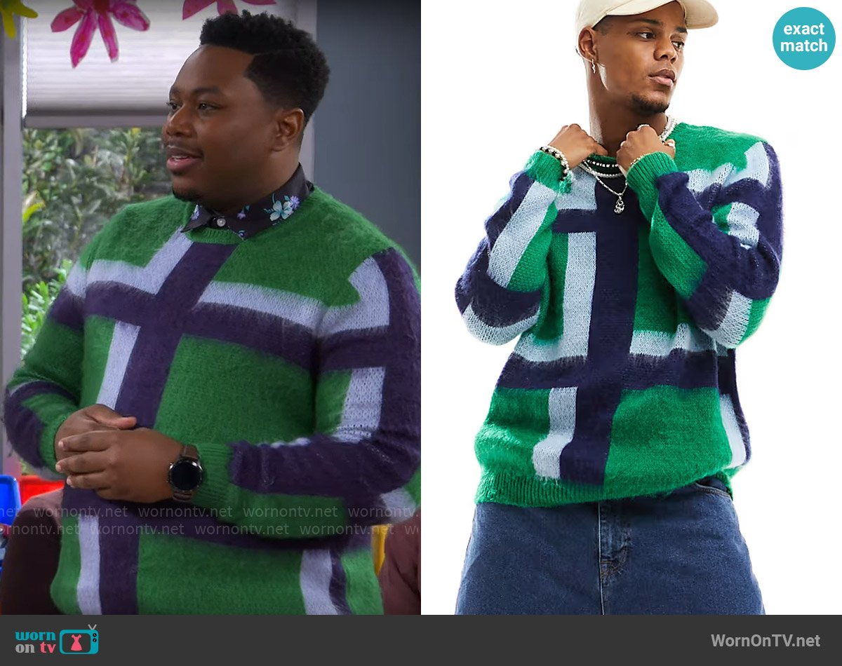 ASOS Design Relaxed knitted fluffy jumper in green check pattern worn by Marty (Marcel Spears) on The Neighborhood