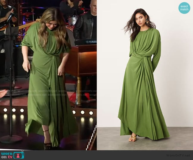 Kelly’s green drape dress on The Kelly Clarkson Show